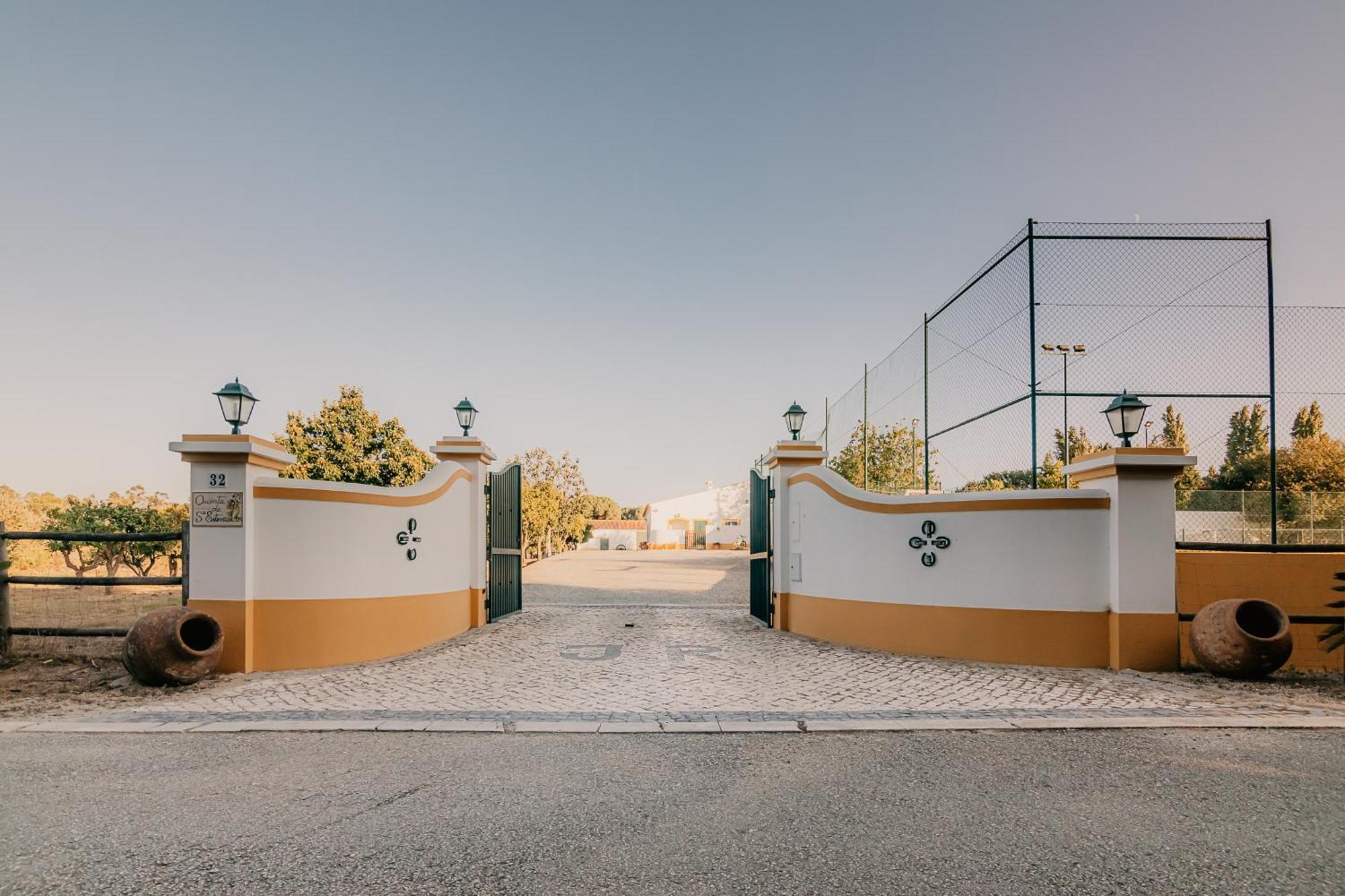 Country Club - Sto Estevao Benavente Exterior photo